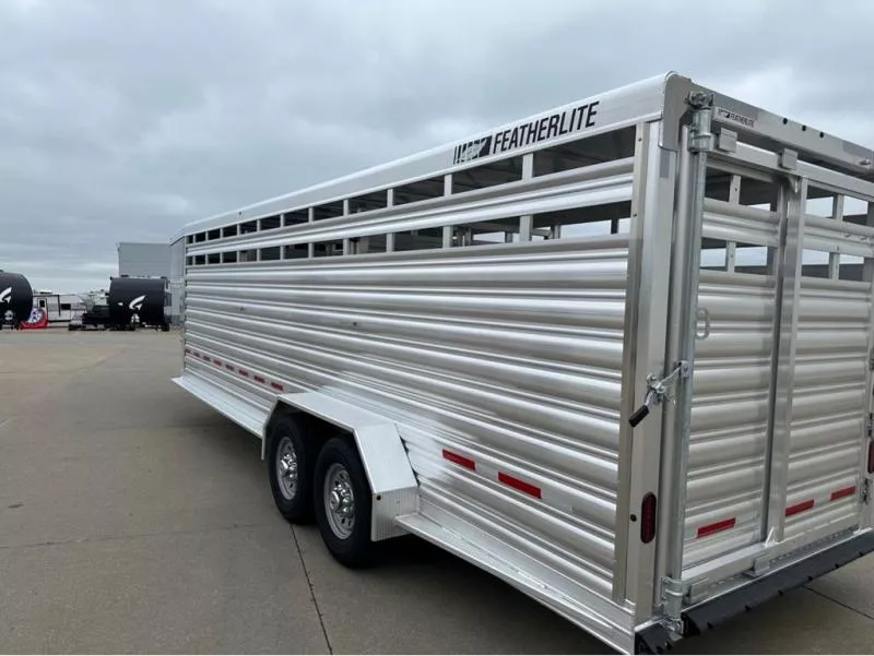 new Stock / Stock Combo Trailers Featherlite  for sale, in Roca, NE Thumbnail 4