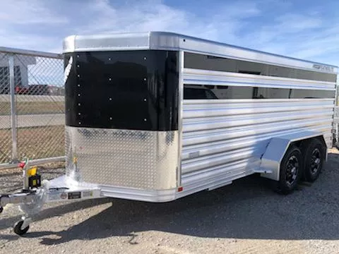 2022 Featherlite Trailers 8107-6716
