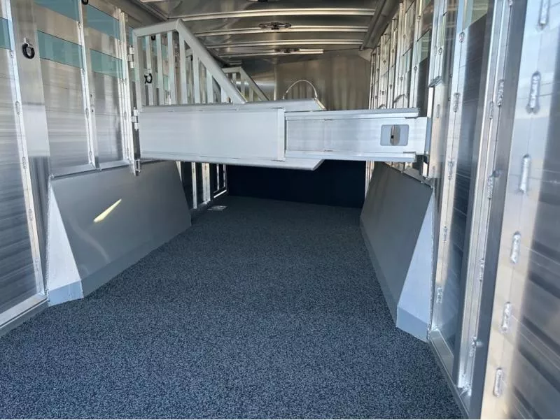 new Horse Trailers Featherlite  for sale, in Roca, NE Thumbnail 14