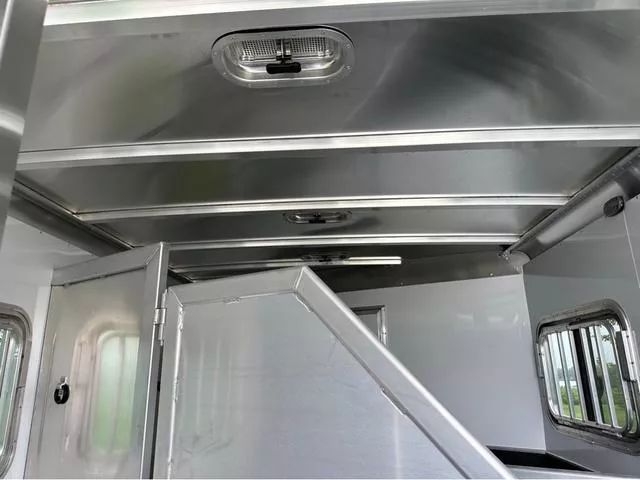 new Horse Trailers Featherlite  for sale, in Roca, NE Thumbnail 11