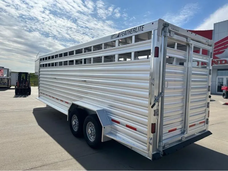 new Stock / Stock Combo Trailers Featherlite  for sale, in Roca, NE Thumbnail 3