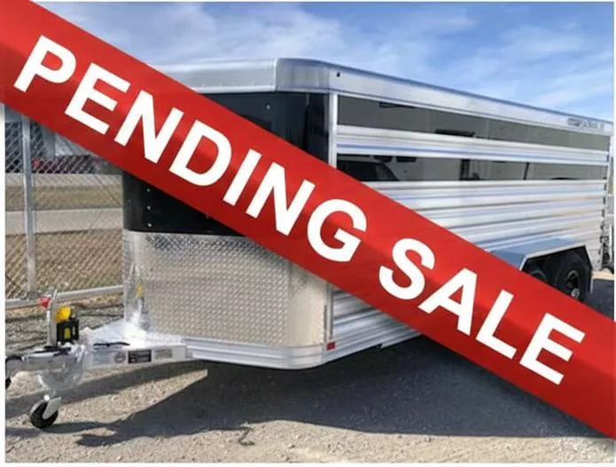 2022 Featherlite Trailers 8107-6716