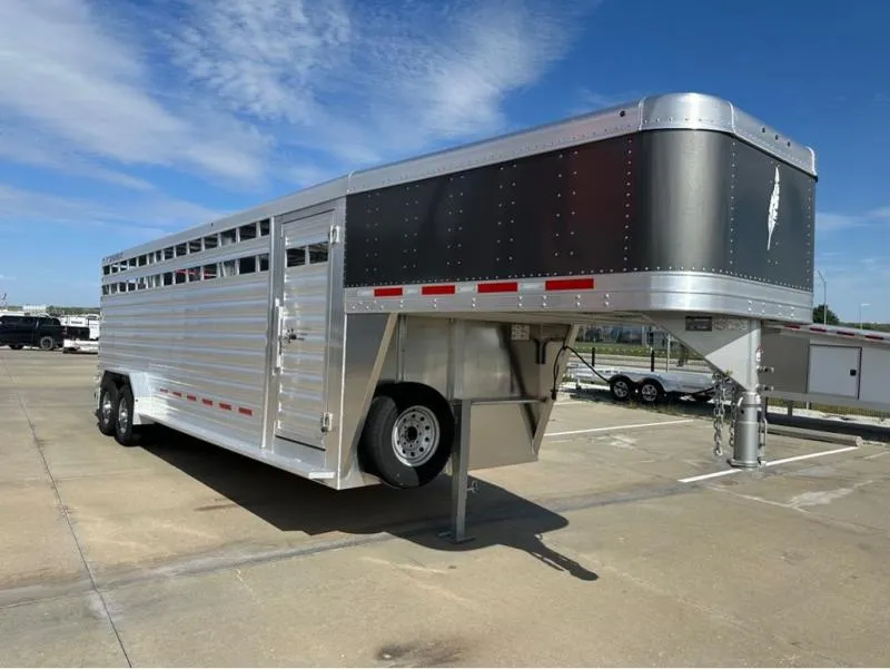2026 Featherlite Trailers 8127-7024