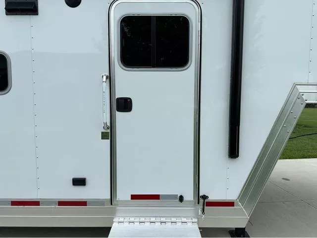 new Horse Trailers Featherlite  for sale, in Roca, NE Thumbnail 14