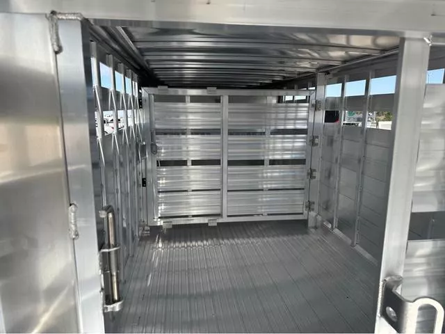 new Car Haulers / Racing Trailers Featherlite  for sale, in Roca, NE Thumbnail 9