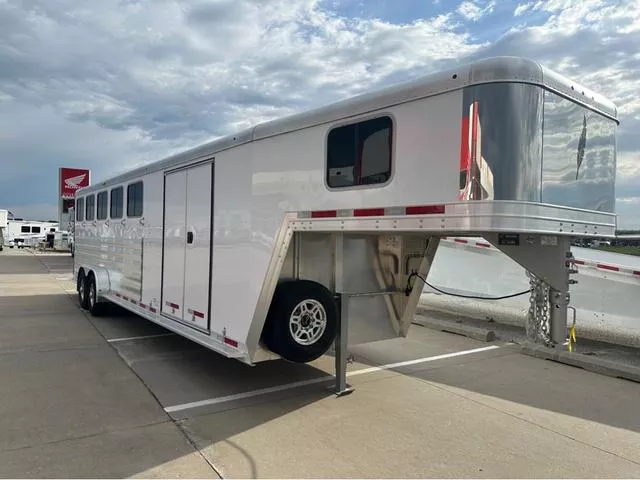 2025 Featherlite Trailers 9600-75PT
