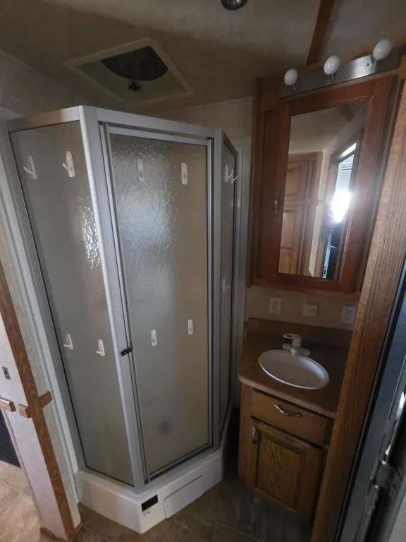 used Horse Trailers Featherlite  for sale, in Roca, NE Thumbnail 13