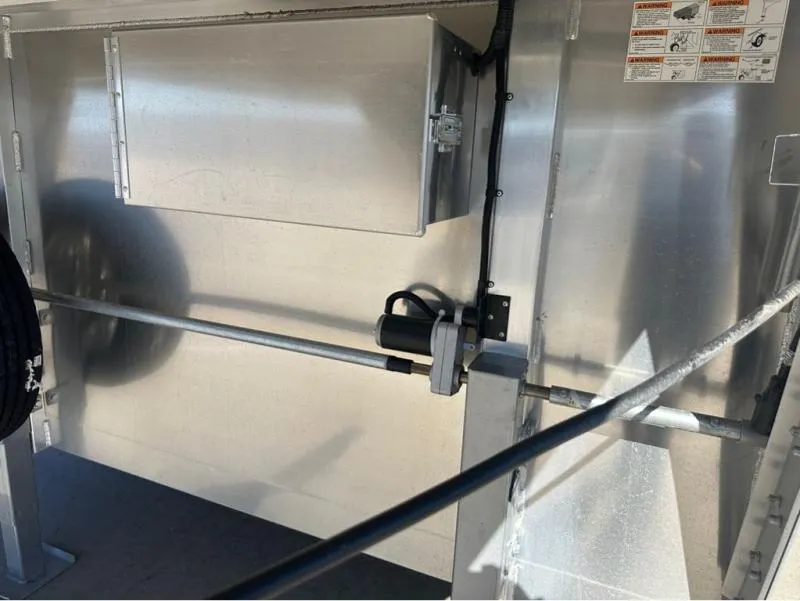 new Horse Trailers Featherlite  for sale, in Roca, NE Thumbnail 4