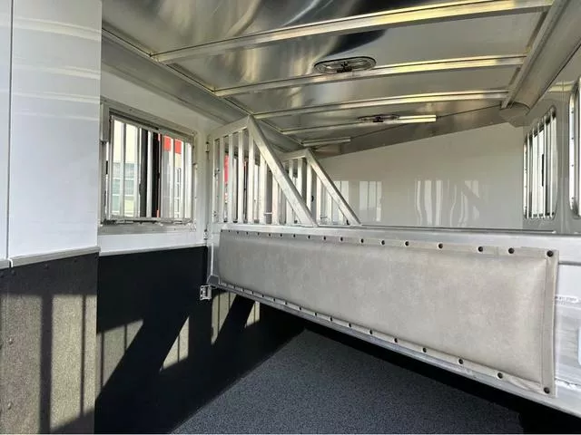 new Horse Trailers Featherlite  for sale, in Roca, NE Thumbnail 7
