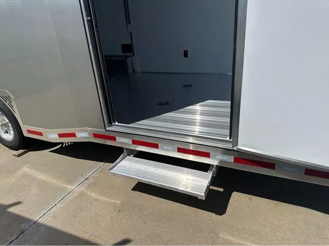 new Car Haulers / Racing Trailers Featherlite  for sale, in Roca, NE Thumbnail 16