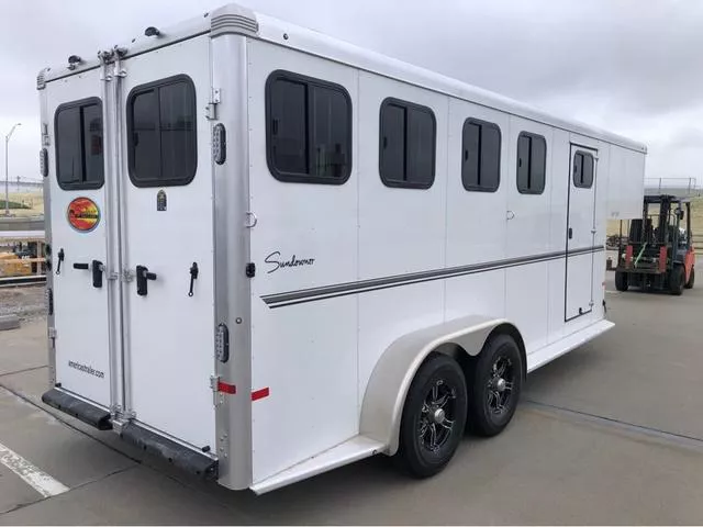 new Horse Trailers Sundowner Trailers  for sale, in Roca, NE Thumbnail 4