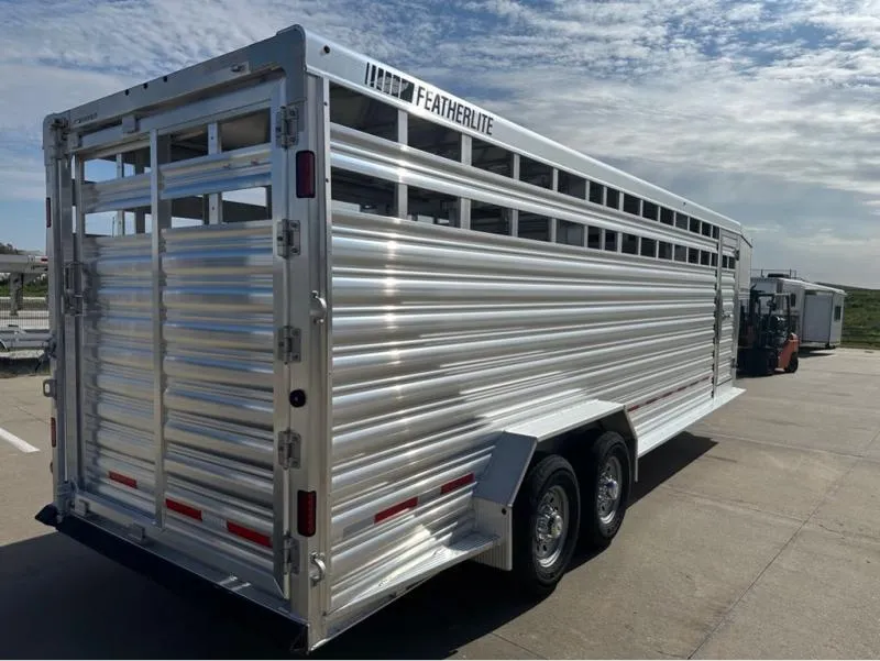 new Stock / Stock Combo Trailers Featherlite  for sale, in Roca, NE Thumbnail 4