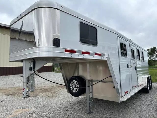 2024 Featherlite Trailers 9600-7350