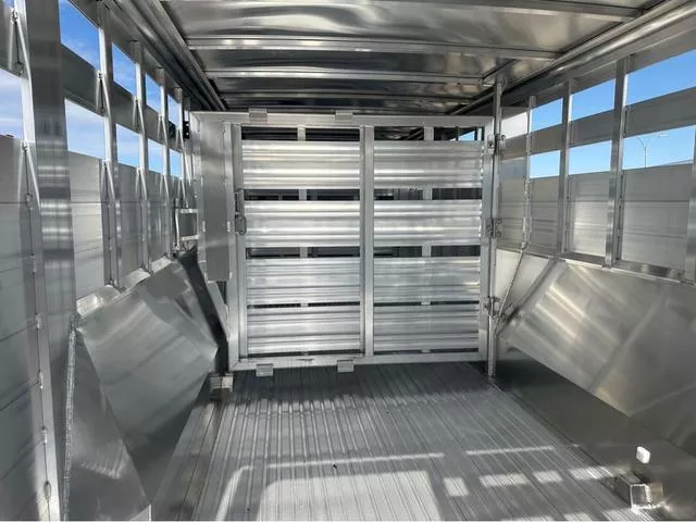new Car Haulers / Racing Trailers Featherlite  for sale, in Roca, NE Thumbnail 7