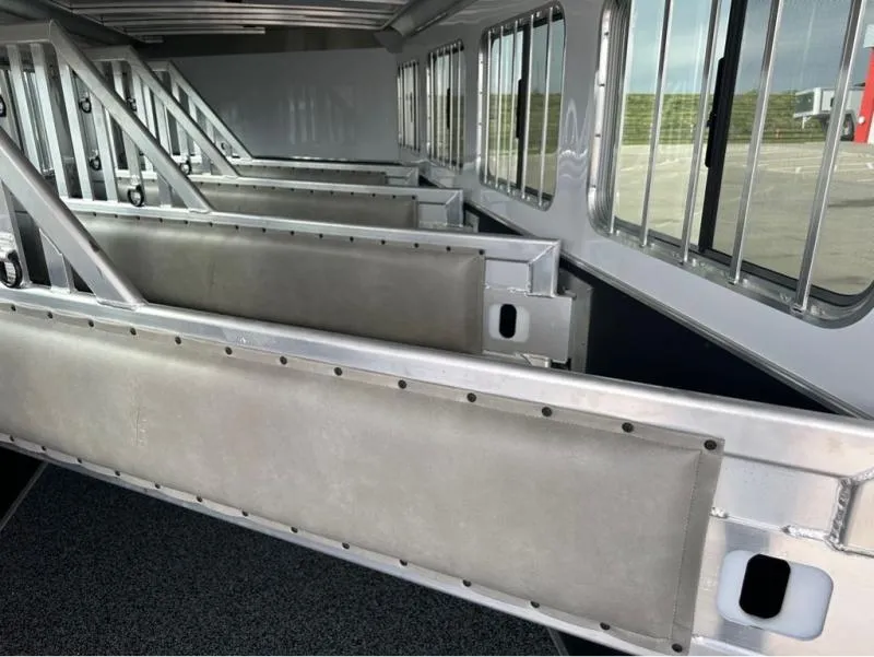 new Horse Trailers Featherlite  for sale, in Roca, NE Thumbnail 16