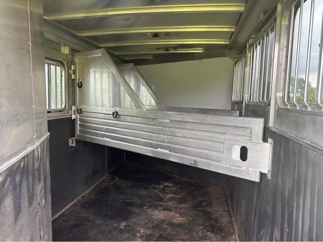 used Horse Trailers Featherlite  for sale, in Roca, NE Thumbnail 10