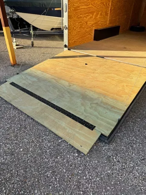 used Cargo (Enclosed) Trailers Arising  for sale, in Midlothian, TX Thumbnail 3