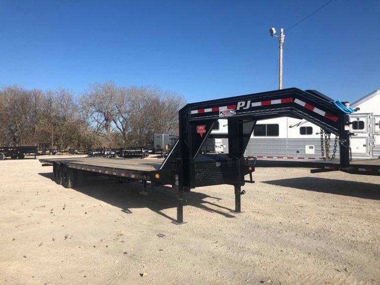 2021 PJ Trailers 102 x 36 Low-Pro with Hydraulic Dove (LY) Flatbed Trailer 2021 PJ Trailers 102 x 36 Low-Pro with Hydraulic Dove (LY) Flatbed Trailer