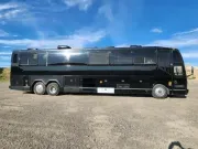 1999 Prevost H3 45 Entertainer Bus