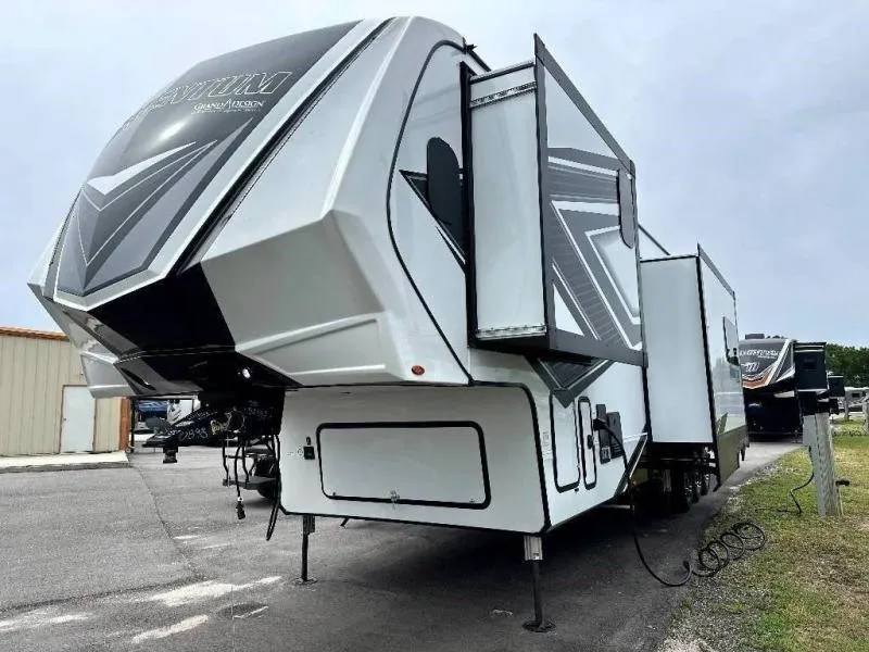 2023 Grand Design RV