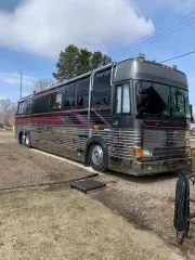 1990 Prevost Country Coach Bus Conversion