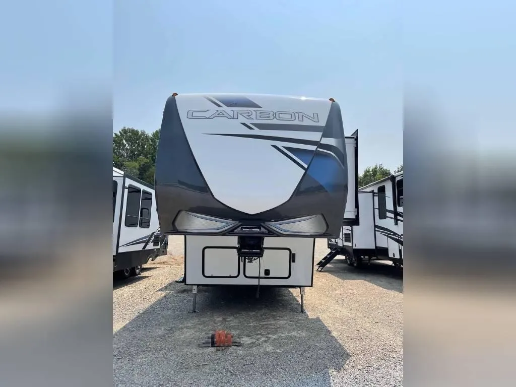 2021 Keystone RV photo 8