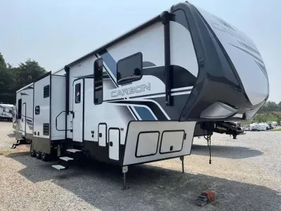 2021 Keystone RV photo 6