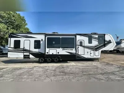 2023 Grand Design RV photo 9