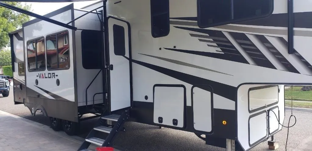 2021 Alliance RV photo 8