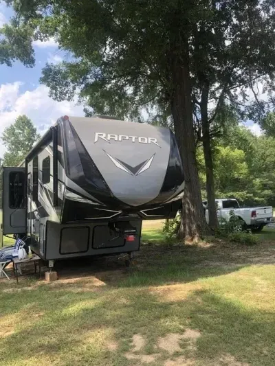 2019 Keystone RV photo 6