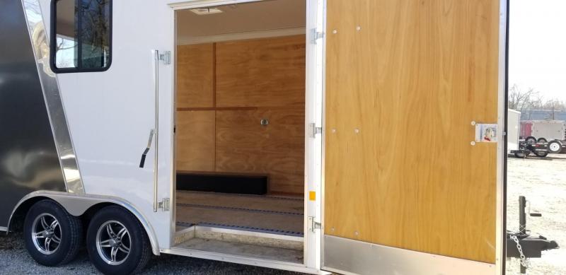 used Cargo (Enclosed) Trailers Interstate  for sale, in Seneca, IL Thumbnail 4