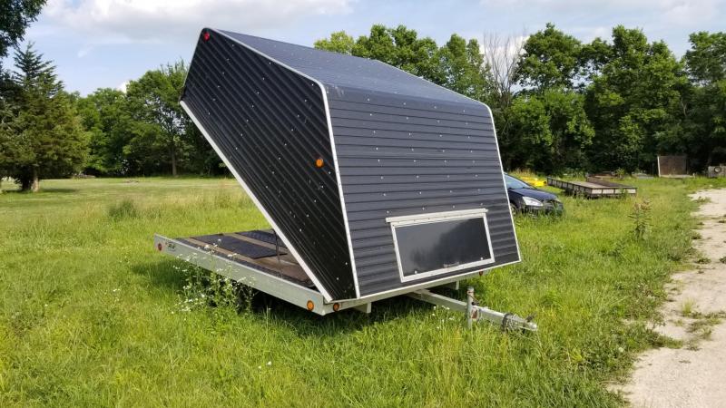 2013 R R Trailers 10TC Clamshell Tilt Snowmobile Trailer 2.2k 2013 R R Trailers 10TC Clamshell Tilt Snowmobile Trailer 2.2k
