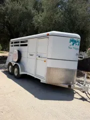 1998 Logan Coach Trailers Wrangler 3 Horse & Livestock