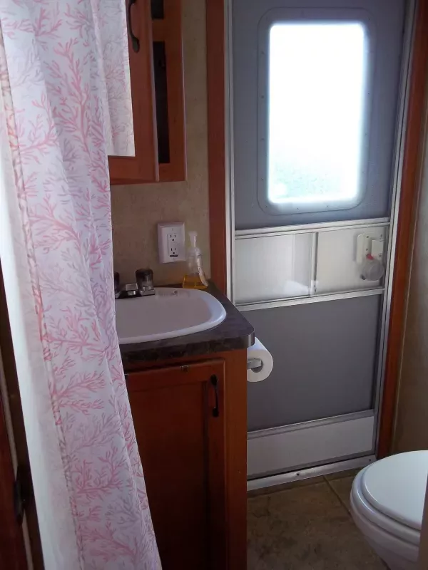 used Travel Trailers Forest River V-Cross for sale, in Shrewsbury, PA Thumbnail 8