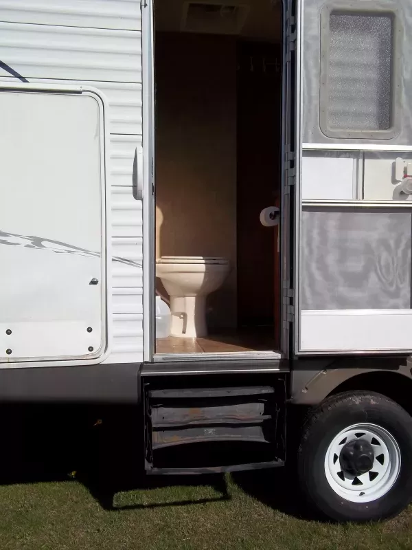 used Travel Trailers Forest River V-Cross for sale, in Shrewsbury, PA Thumbnail 10