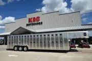 2027 MERRITT 32' LIVESTOCK TRAILER 