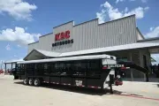 2026 Galyean 36' LIVESTOCK TRAILER Deluxe Series w/ HYD Jack 