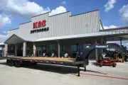 2027 Diamond C FMAX 212 25.9K HDT PACESETTER 35' X 102" 