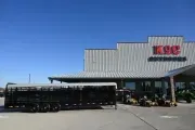 2026 DELCO 32' X 6'8" LIVESTOCK TRAILER 