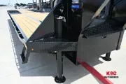 new Equipment / Flatbed Trailers Diamond C Trailers  for sale, in Caldwell, TX Thumbnail 3
