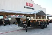 2026 Diamond C LPT 207 W/ GN 16' X 82" 