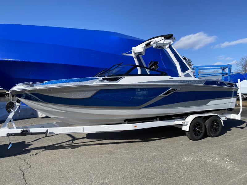 2023 Centurion Boats Ri 245 Surf Boat 2023 Centurion Boats Ri 245 Surf Boat