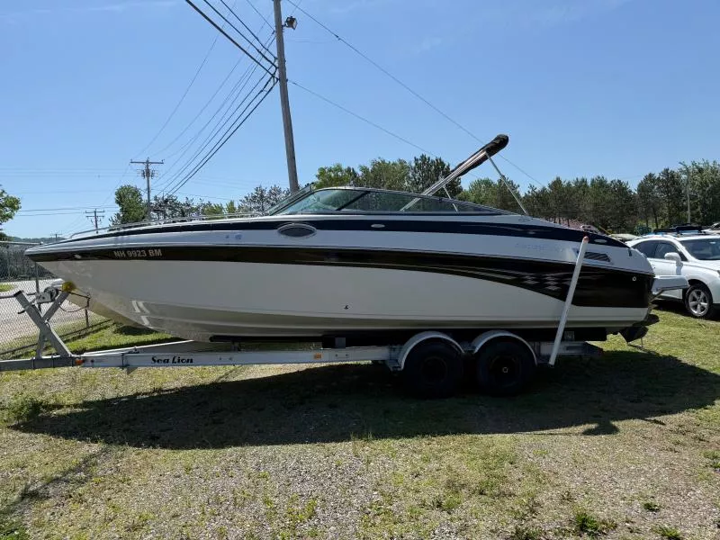 2007 Crownline Boats 270 BR Bowrider DF6F6m8dre6x