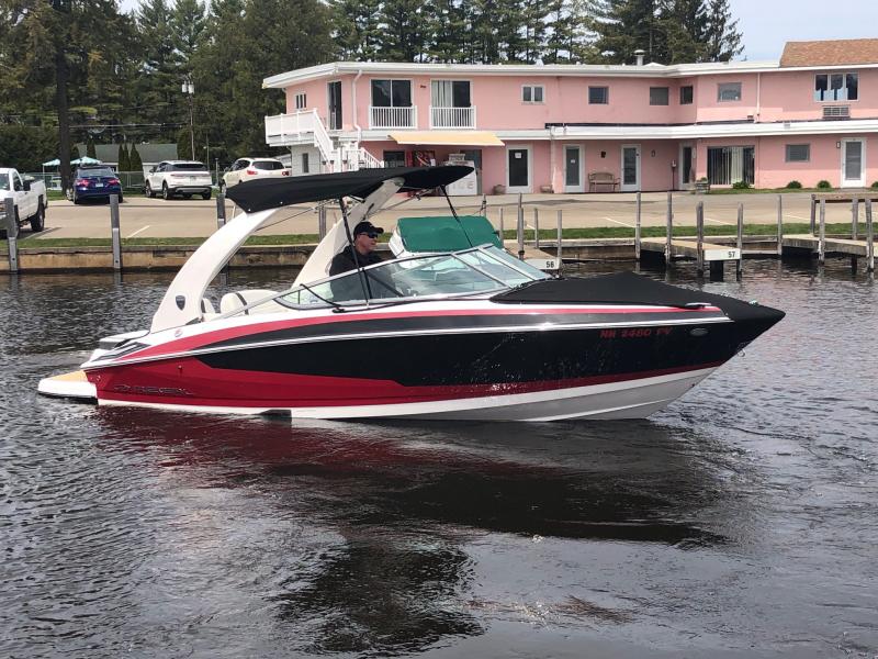 2016 Regal Boats 2300 Bowrider Bowrider 2016 Regal Boats 2300 Bowrider Bowrider