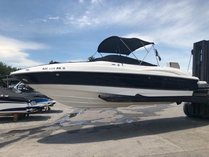 2005 Regal Boats 2600 Bowrider 2005 Regal Boats 2600 Bowrider