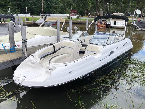 2008 24' Starcraft 2410 Limited Deck Boat 2008 24' Starcraft 2410 Limited Deck Boat