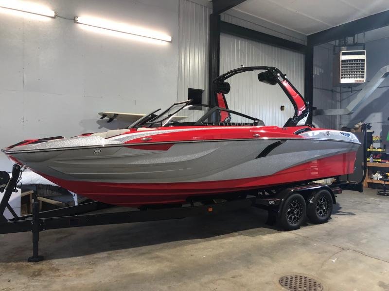 2022 Centurion Boats Fi 23 Ski/Wakeboard 2022 Centurion Boats Fi 23 Ski/Wakeboard