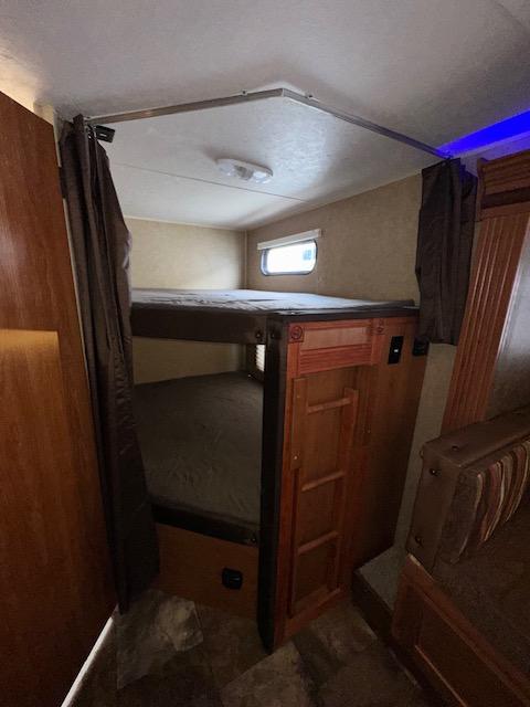 used Travel Trailers Forest River Grey Wolf for sale, in Littleton, CO Thumbnail 10