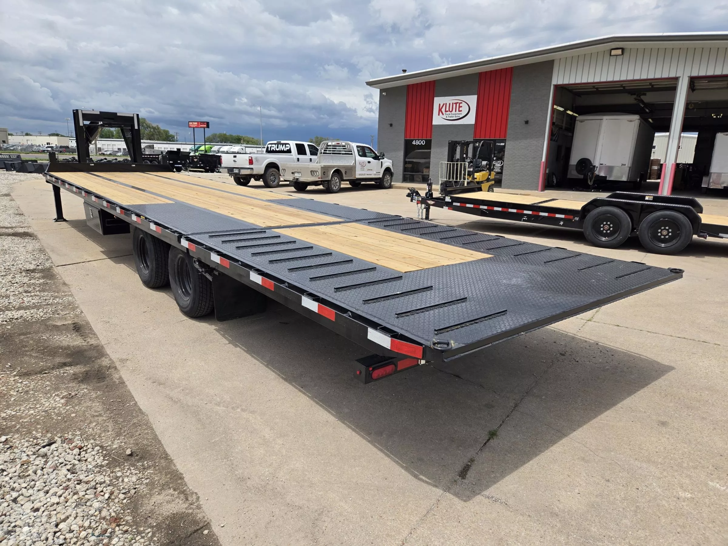 new Equipment / Flatbed Trailers H and H Trailer  for sale, in Lincoln, NE Thumbnail 3