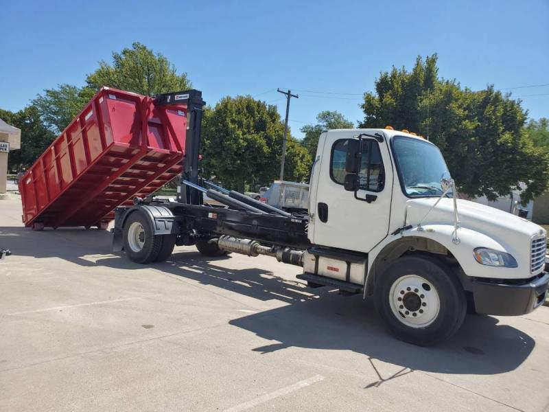 2014 Freightliner M2 2014 Freightliner M2